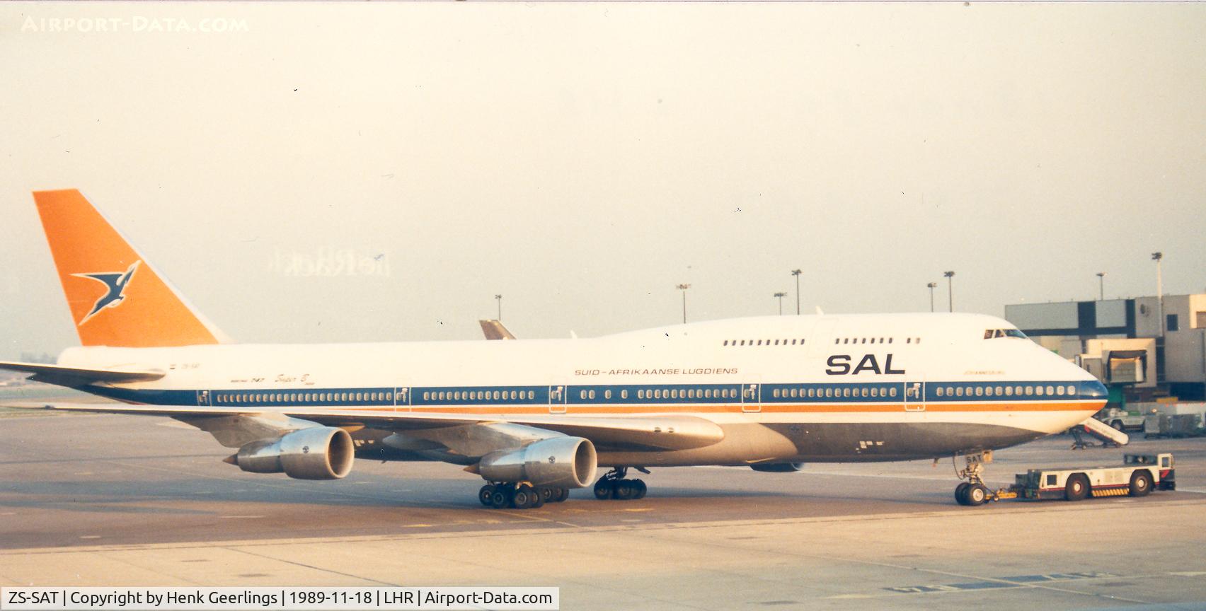 ZS-SAT, 1983 Boeing 747-344 C/N 22970, SAA