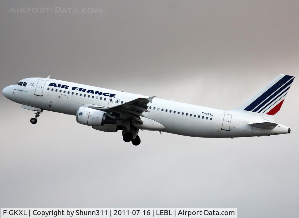 F-GKXL, 2006 Airbus A320-214 C/N 2705, Taking off from rwy 25L