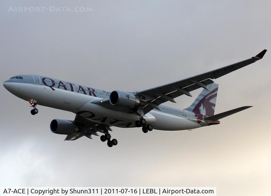 A7-ACE, 2004 Airbus A330-203 C/N 571, Landing rwy 25R