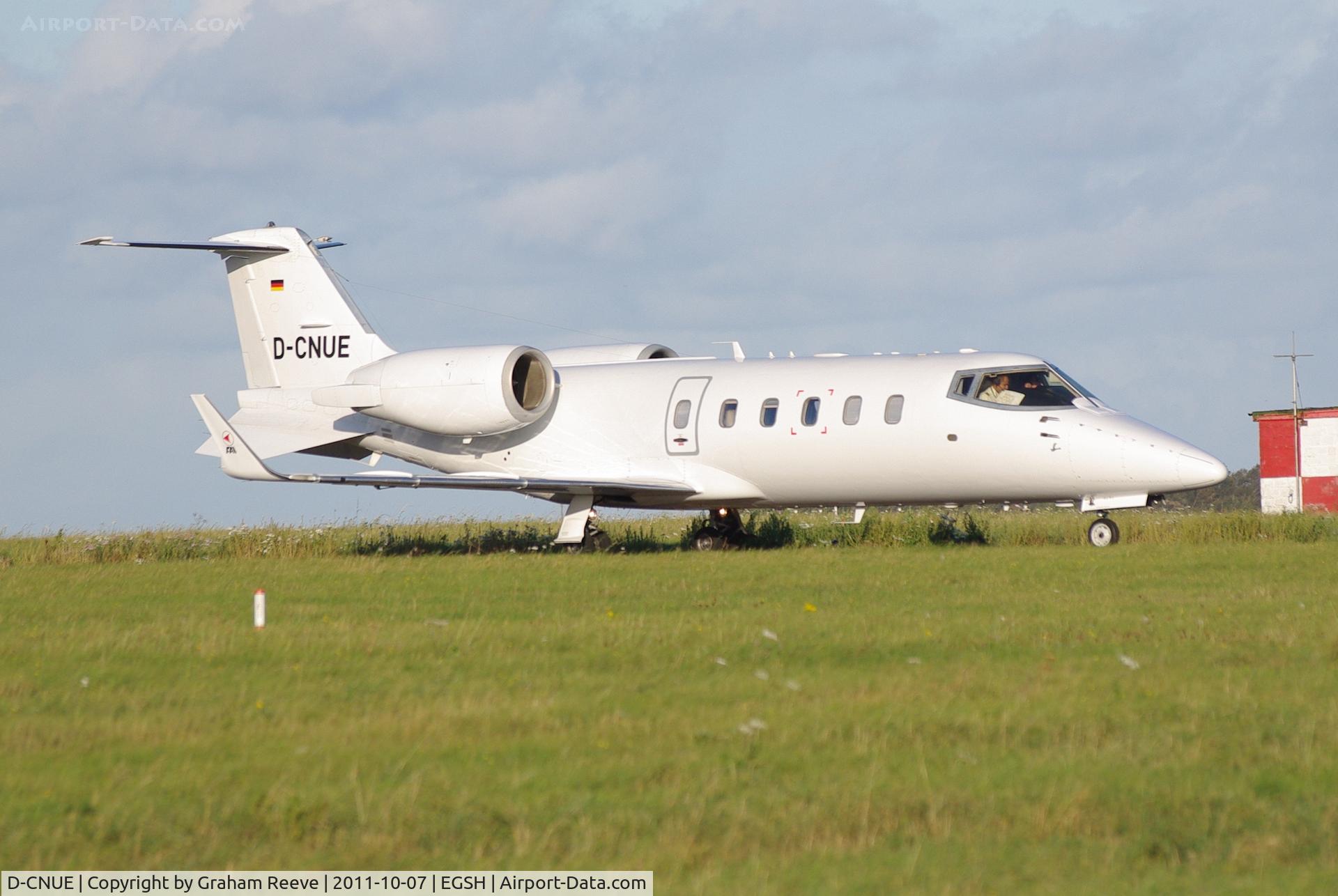 D-CNUE, 1999 Learjet 60 C/N 60-170, Just landed.