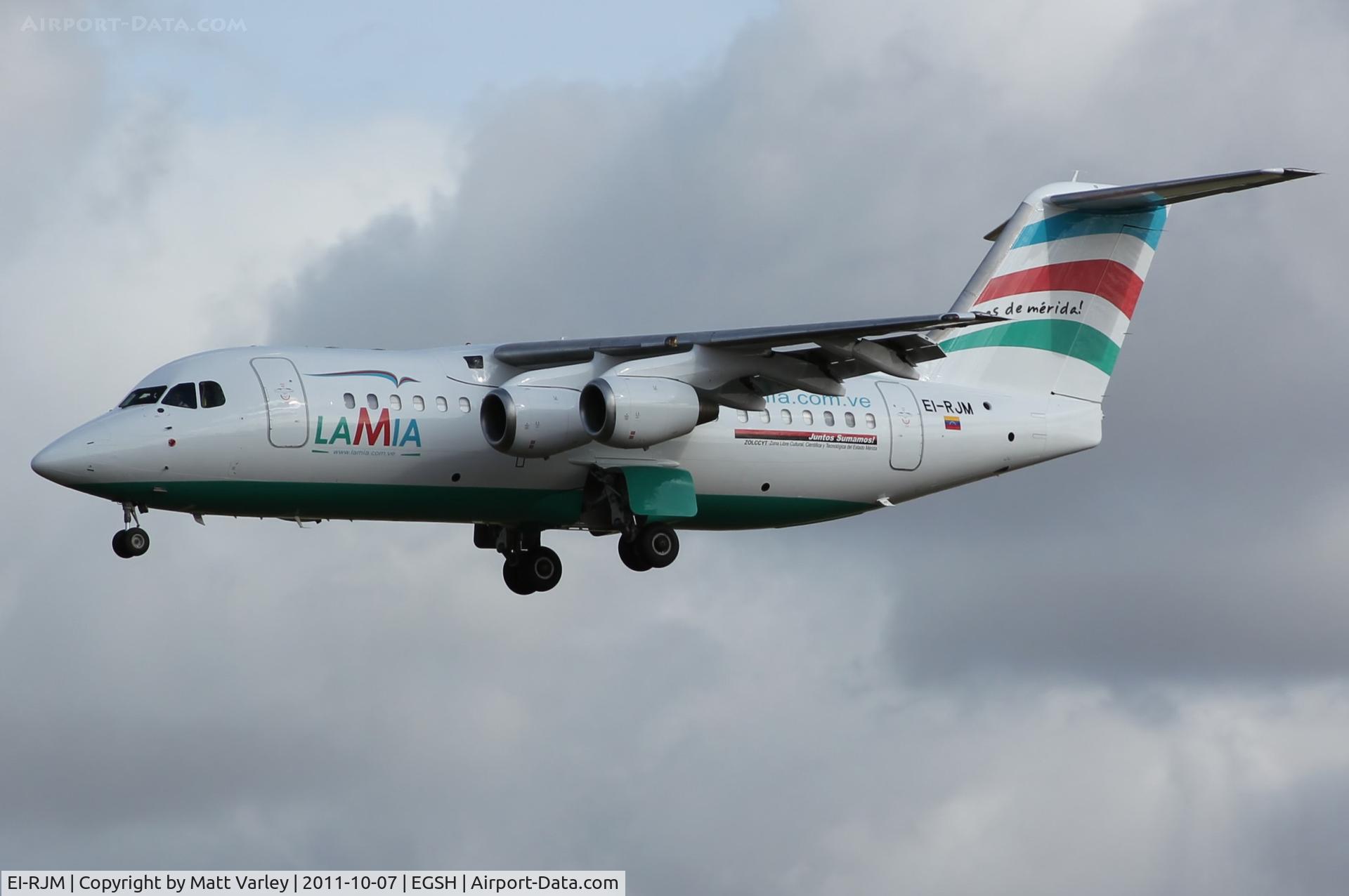 EI-RJM, 1999 British Aerospace Avro 146-RJ85A C/N E2350, Lamia's second RJ85/146 arriving at EGSH after its first air test.