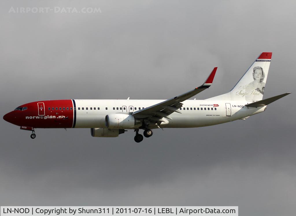 LN-NOD, 2008 Boeing 737-8Q8 C/N 35280, Landing rwy 25R