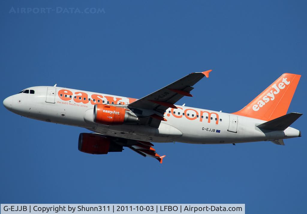 G-EJJB, 2004 Airbus A319-111 C/N 2380, Taking off from rwy 32R