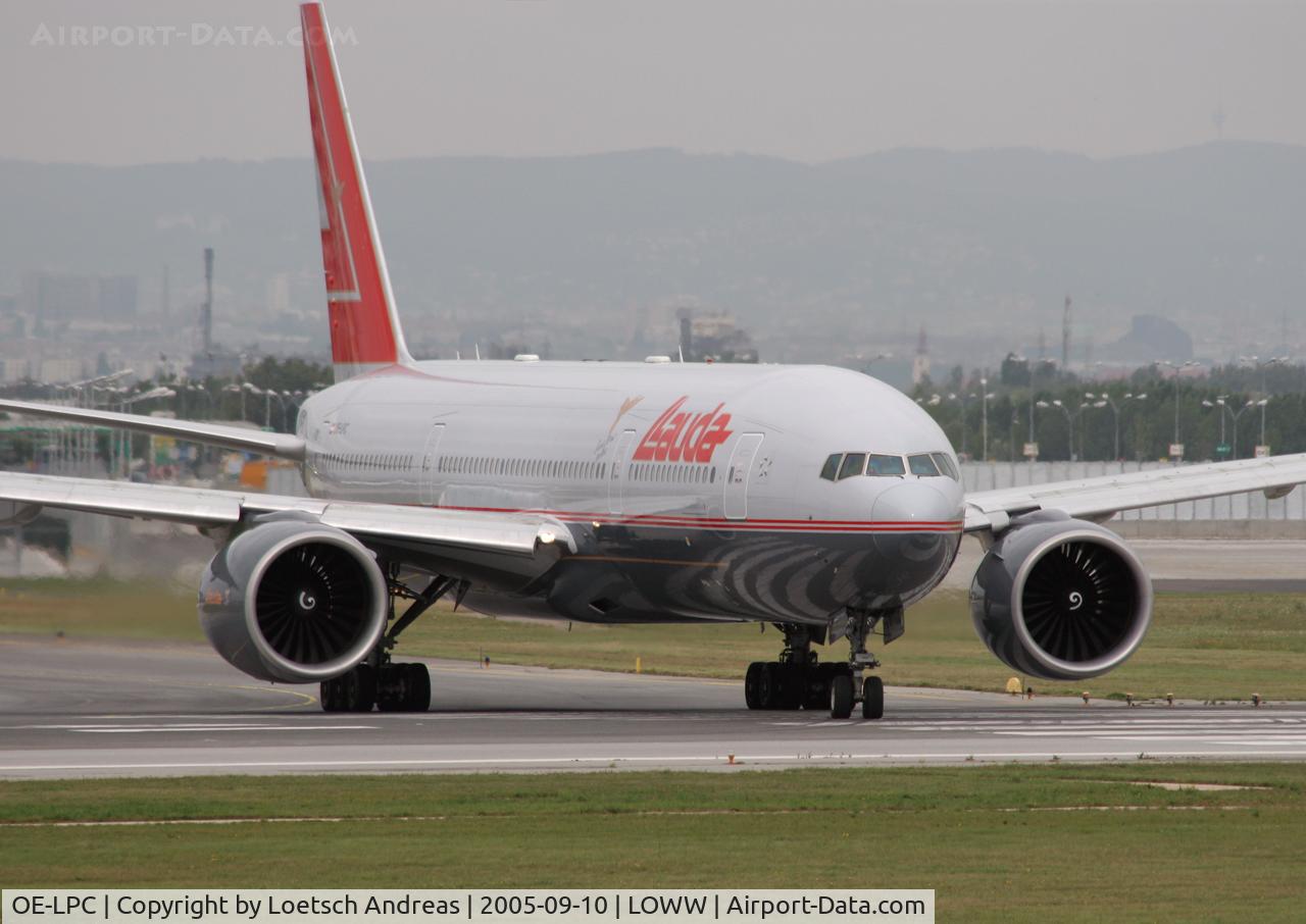 OE-LPC, 2002 Boeing 777-2Z9/ER C/N 29313, ready to go