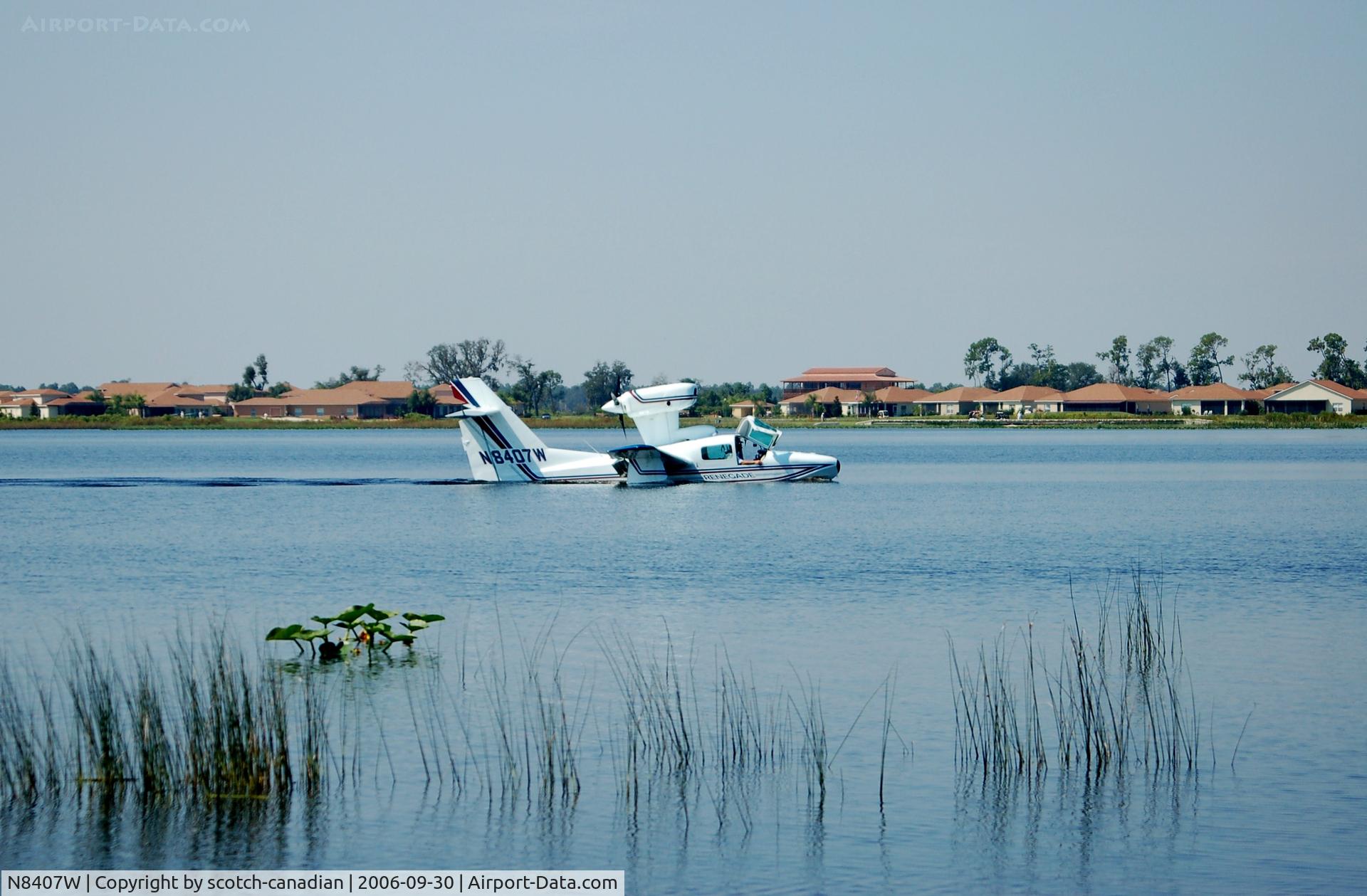 N8407W, 1983 Aerofab Inc Lake LA-250 C/N 58, 1983 Aerofab Inc LAKE LA-250 N8407W at Lake Ashton Golf Club, Lake Wales, FL