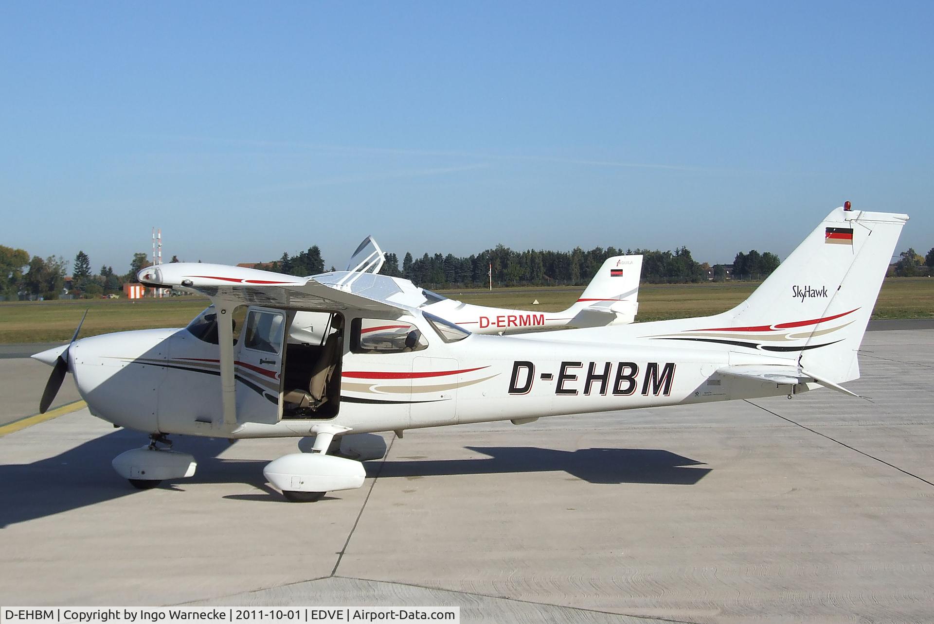 D-EHBM, 2004 Cessna 172R C/N 17281211, Cessna 172R Skyhawk at Braunschweig-Waggum airport