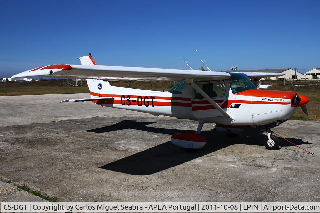 CS-DGT, 1980 Cessna 152 C/N 152-82730, Parked at LPIN