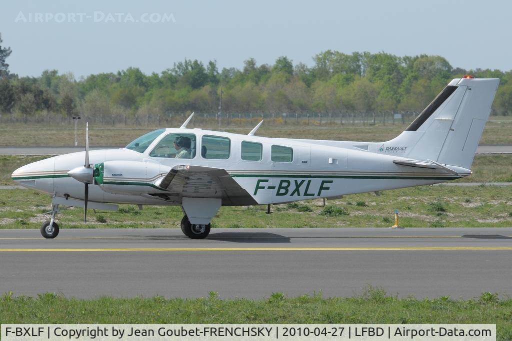 F-BXLF, Beech 58 Baron C/N TH-647, DASSAULT AVIATION