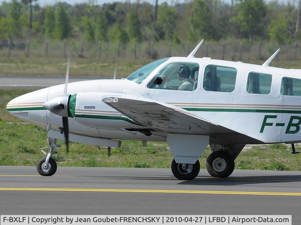 F-BXLF, Beech 58 Baron C/N TH-647, DASSAULT AVIATION