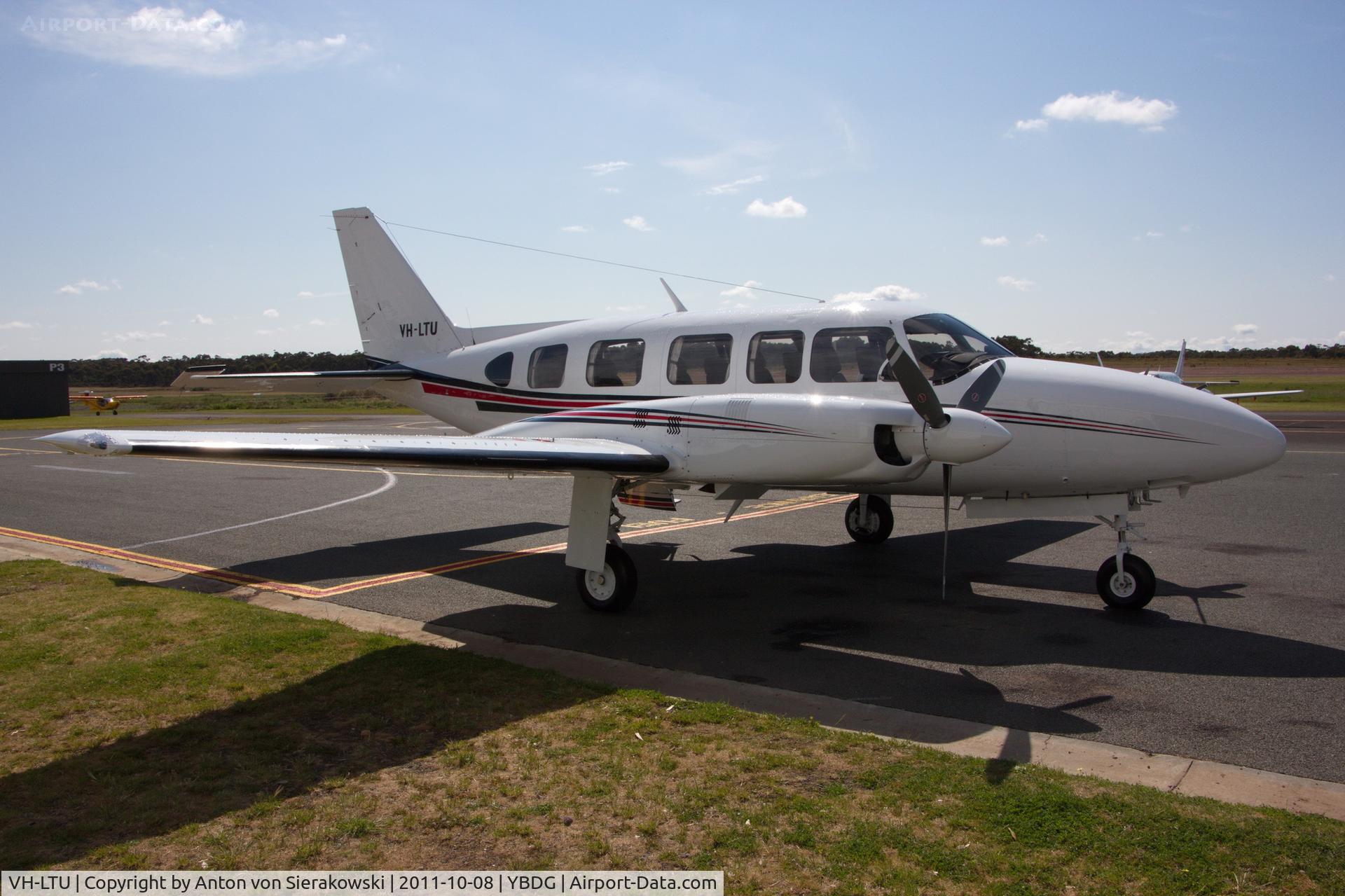 VH-LTU, 1974 Piper PA-31-350 Chieftain C/N 31-7405462, VH-LTU @ YBDG Piper PA-31-350 Chieftain [1974] Recently repainted