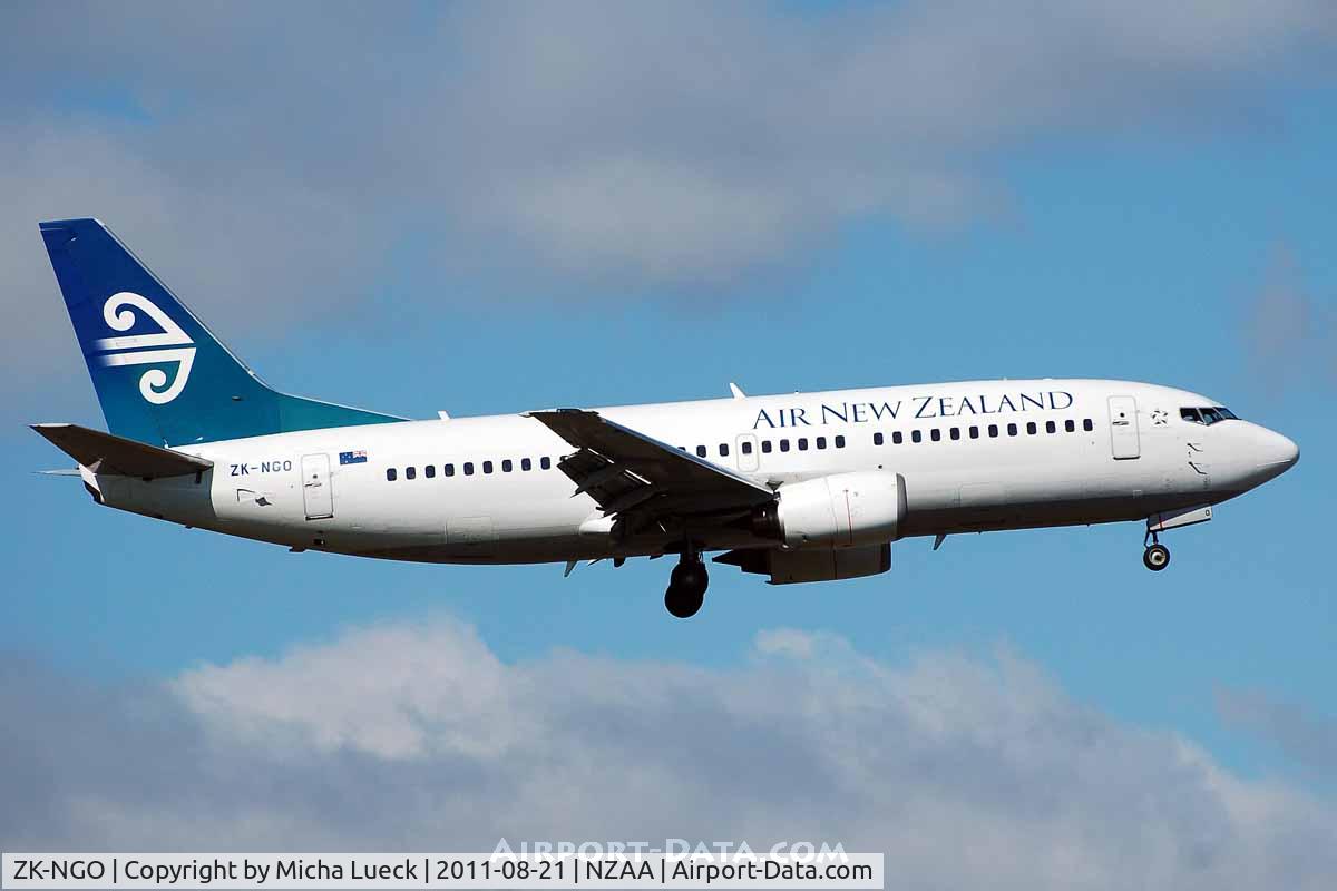 ZK-NGO, 1997 Boeing 737-37Q C/N 28548, At Auckland