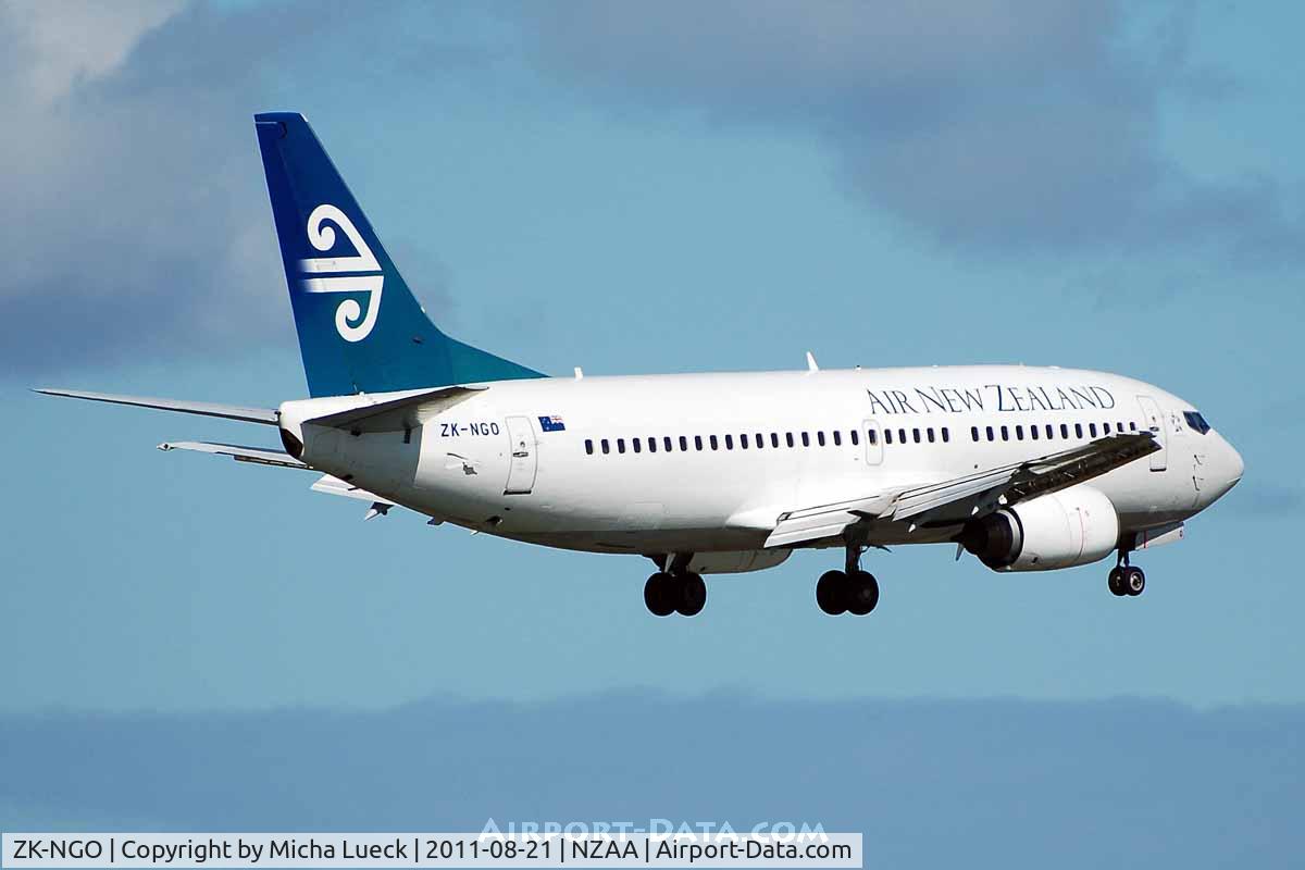 ZK-NGO, 1997 Boeing 737-37Q C/N 28548, At Auckland
