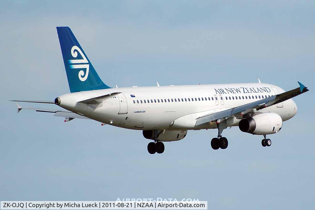 ZK-OJQ, 2011 Airbus A320-232 C/N 4584, At Auckland