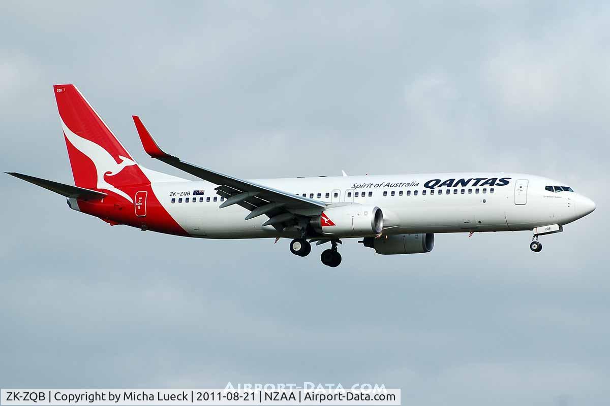 ZK-ZQB, 2009 Boeing 737-838 C/N 34201, At Auckland