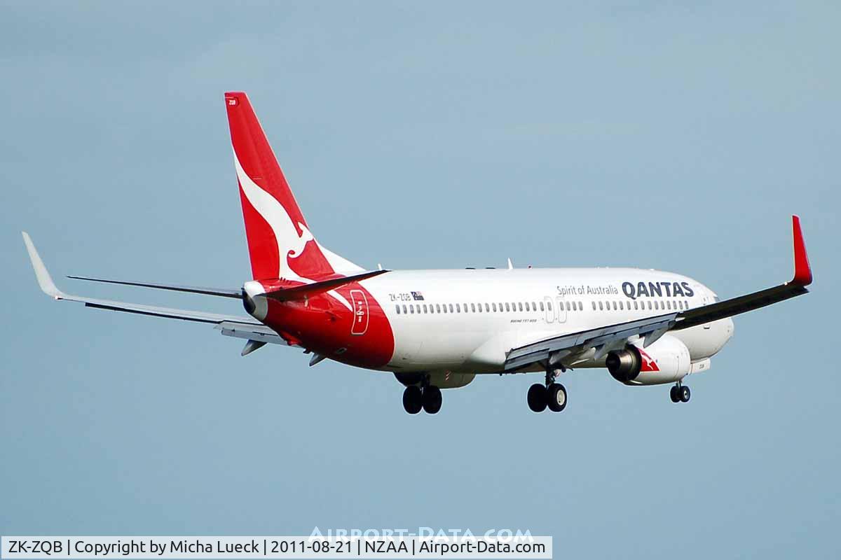 ZK-ZQB, 2009 Boeing 737-838 C/N 34201, At Auckland