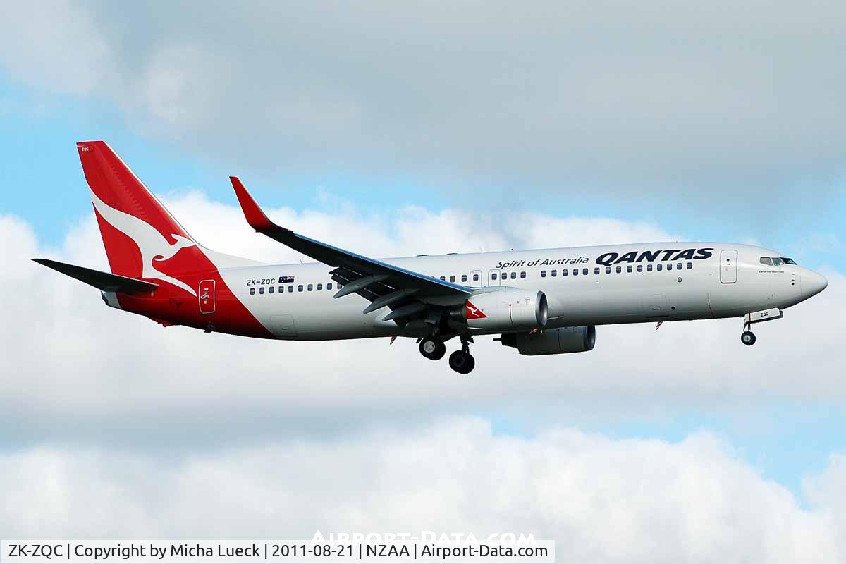 ZK-ZQC, 2009 Boeing 737-838 C/N 34202, At Auckland