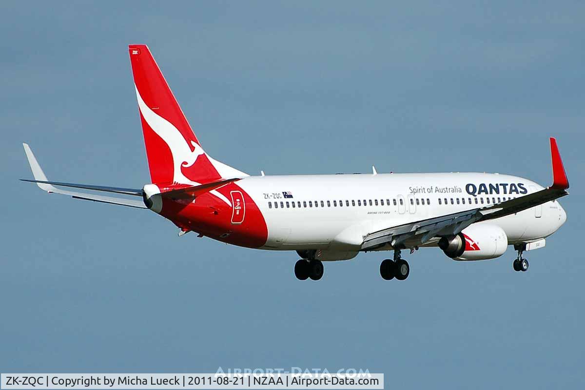 ZK-ZQC, 2009 Boeing 737-838 C/N 34202, At Auckland