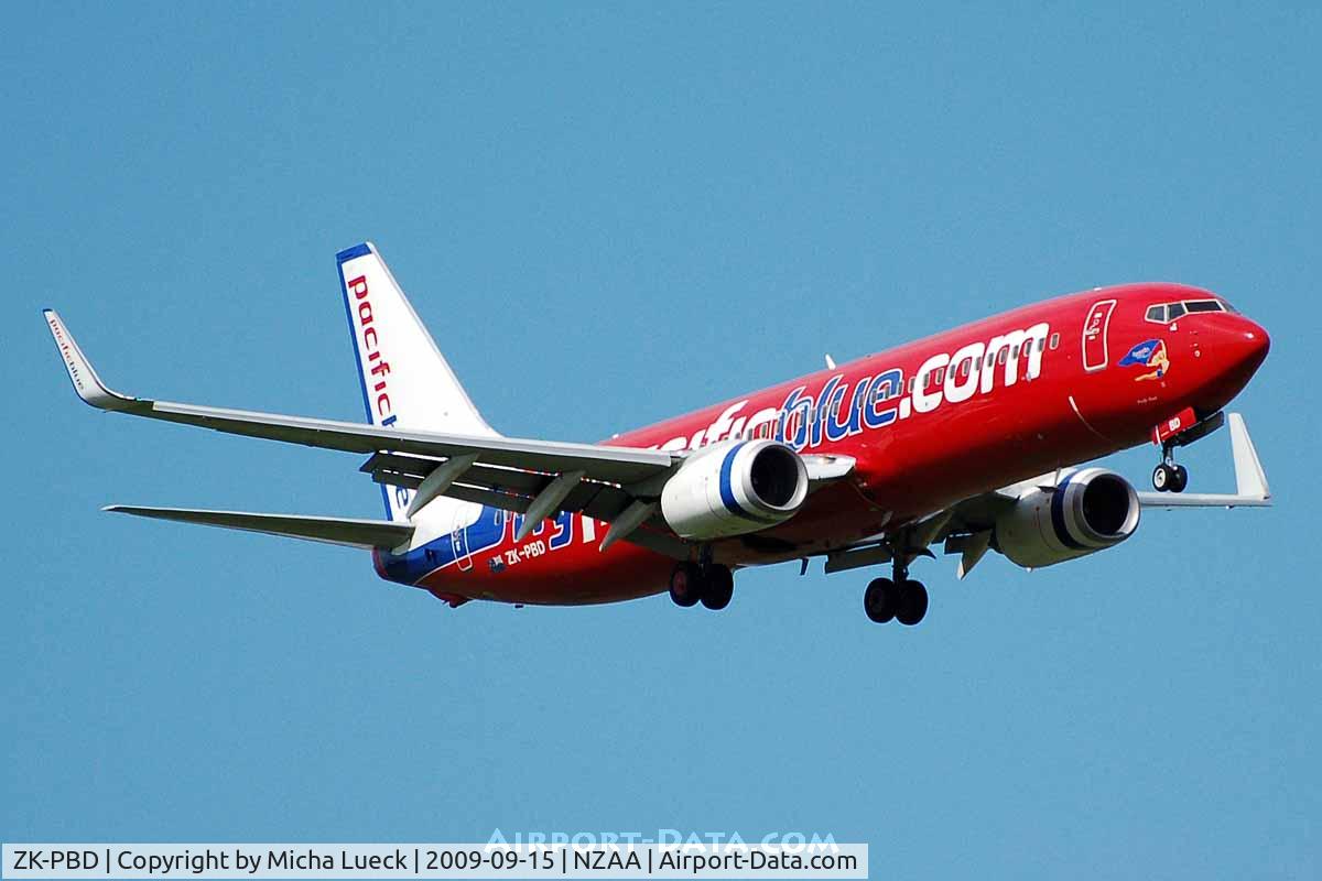 ZK-PBD, 2004 Boeing 737-8FE C/N 33996, At Auckland