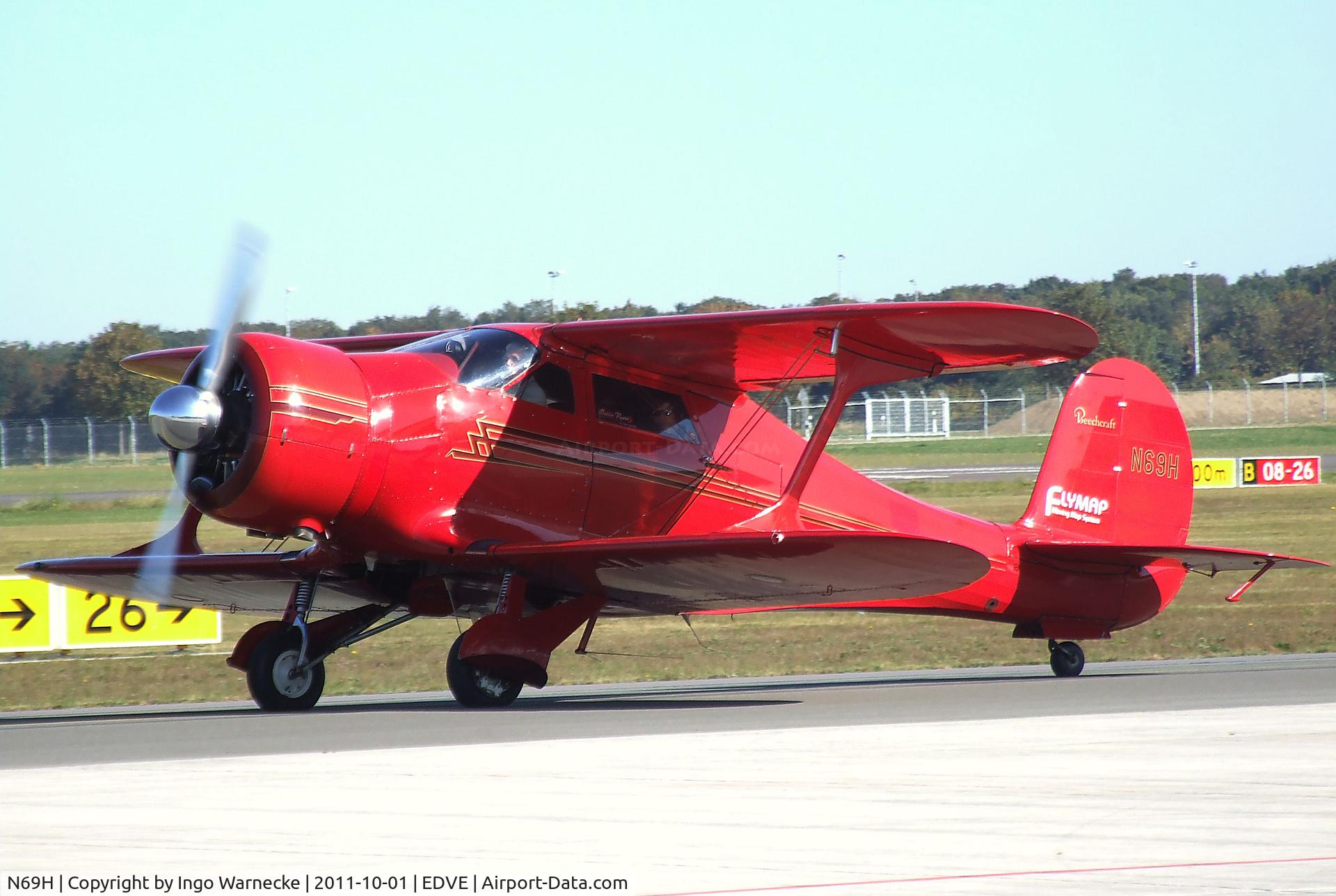 N69H, 1943 Beech D17S Staggerwing C/N 4896, Beechcraft D17S Staggerwing at its home-base at Braunschweig-Waggum airport