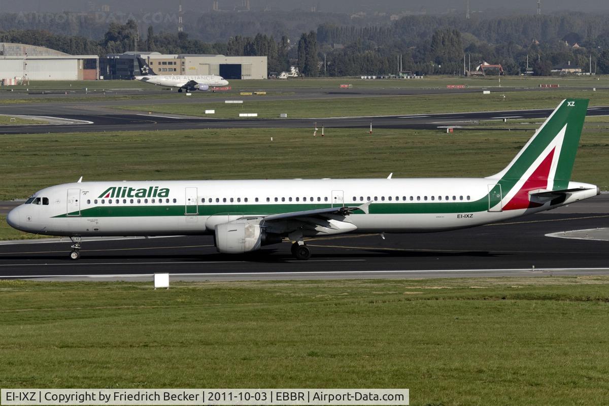 EI-IXZ, 1998 Airbus A321-112 C/N 848, decelerating after touchdown