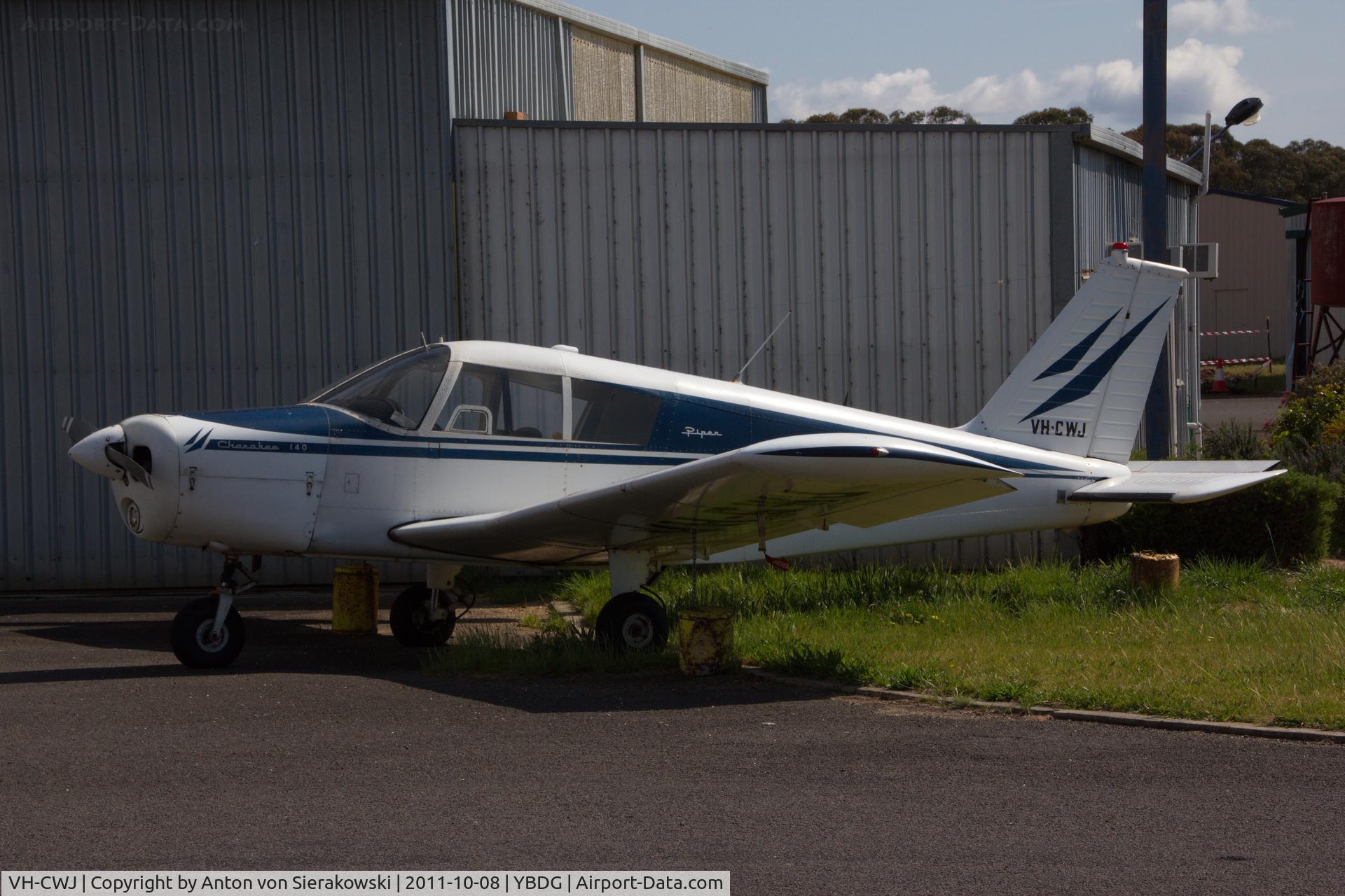 VH-CWJ, 1966 Piper PA-28-140 C/N 28-21689, VH-CWJ @ YBDG Piper PA-28-140 Cherokee