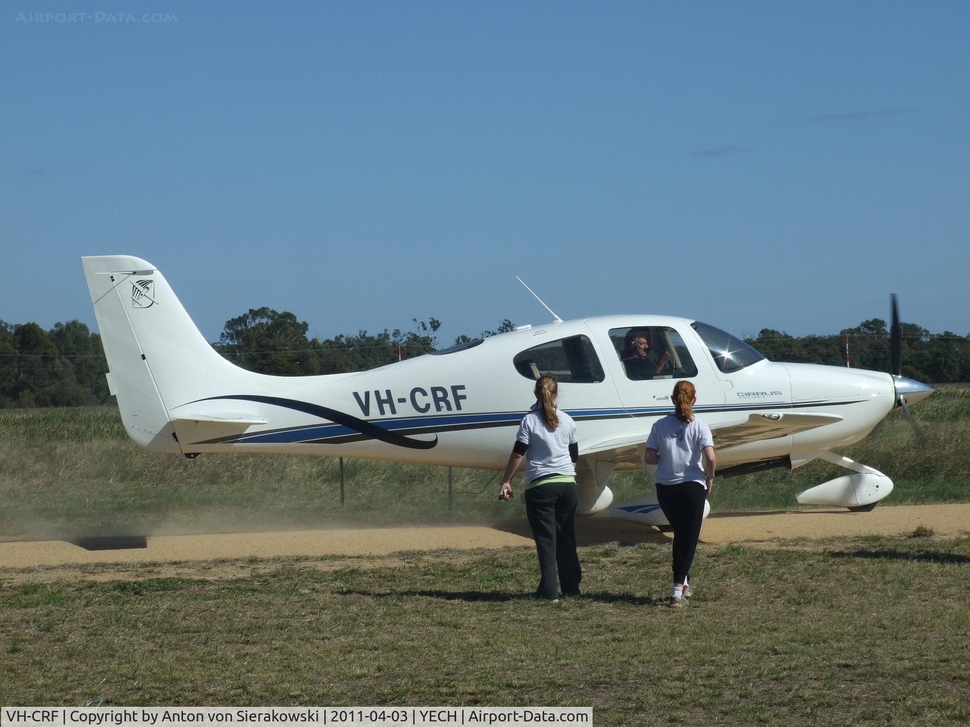 VH-CRF, 2000 Cirrus SR20 C/N 1033, VH-CRF @ YECH Cirrus SR20 at Echuca Air Show