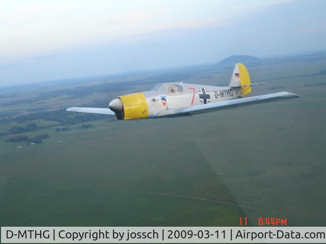 D-MTHG, Bek Me.109R C/N 007, unterwegs in PY