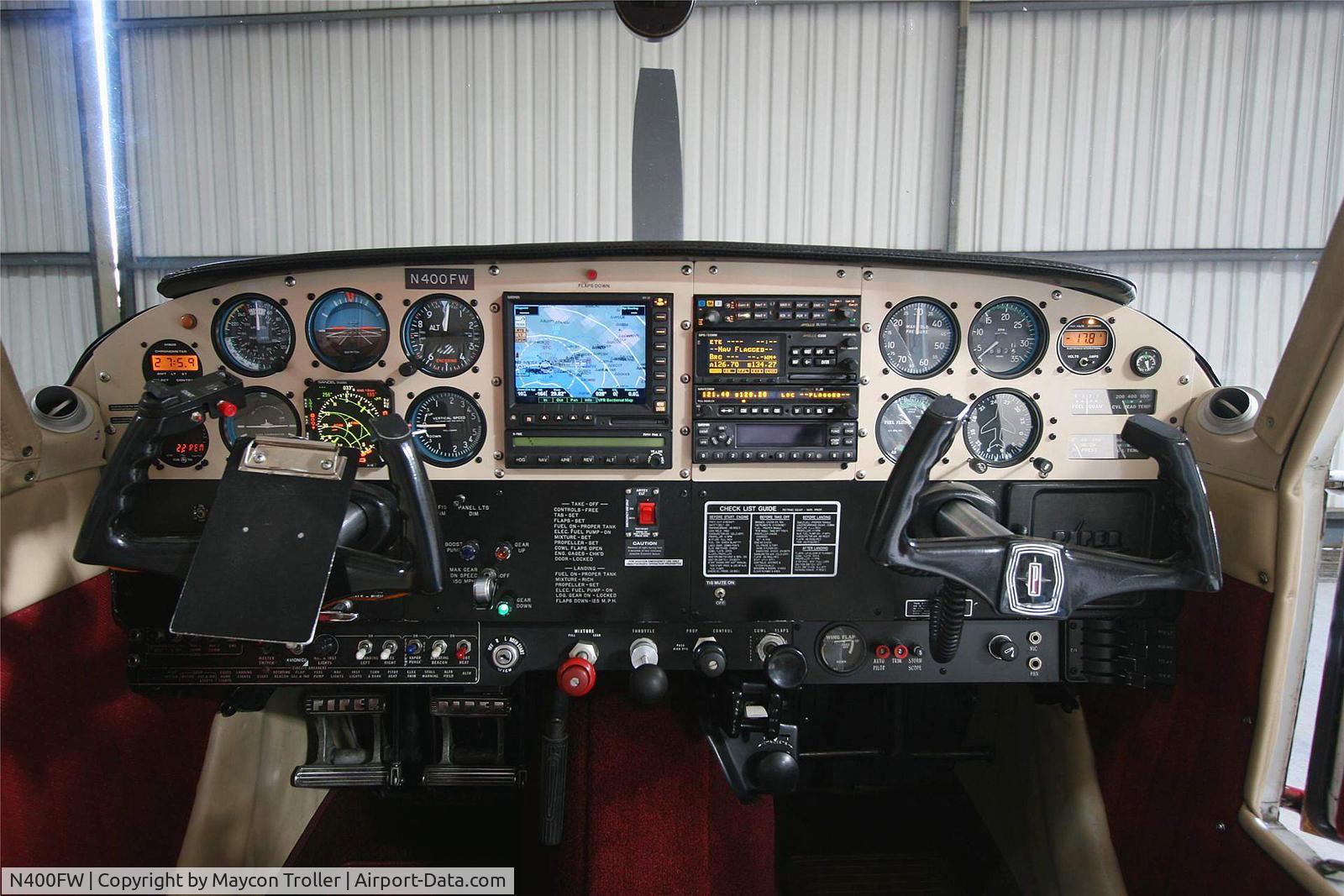 N400FW, 1964 Piper PA-24-400 Comanche 400 C/N 26-51, 1964 Piper PA-24-400