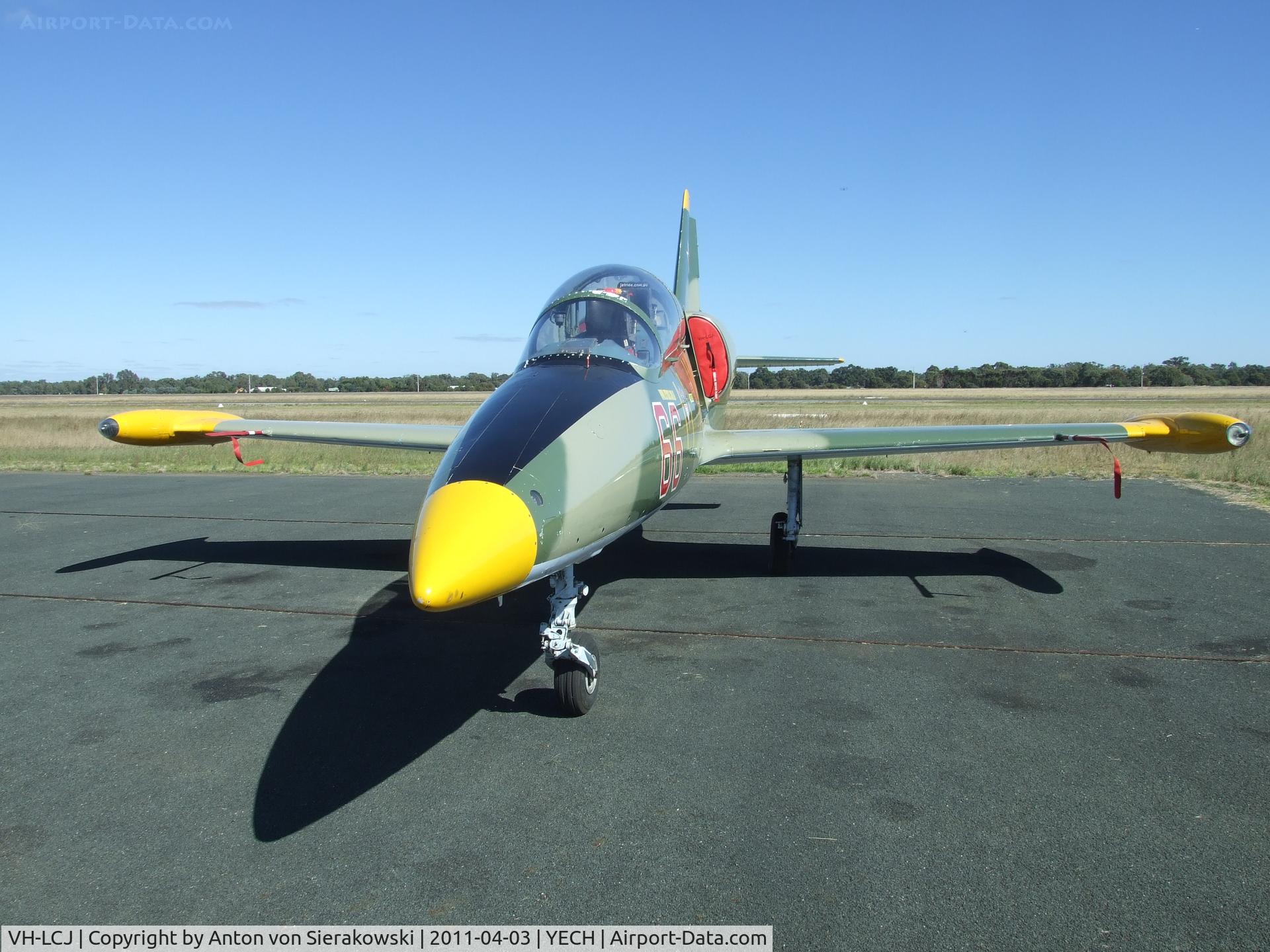 VH-LCJ, 1982 Aero L-39C Albatros C/N 232155, VH-LCJ @ YECH L-39C at Echuca air show Note. VH-IOT (c/n 	332516) has same livery