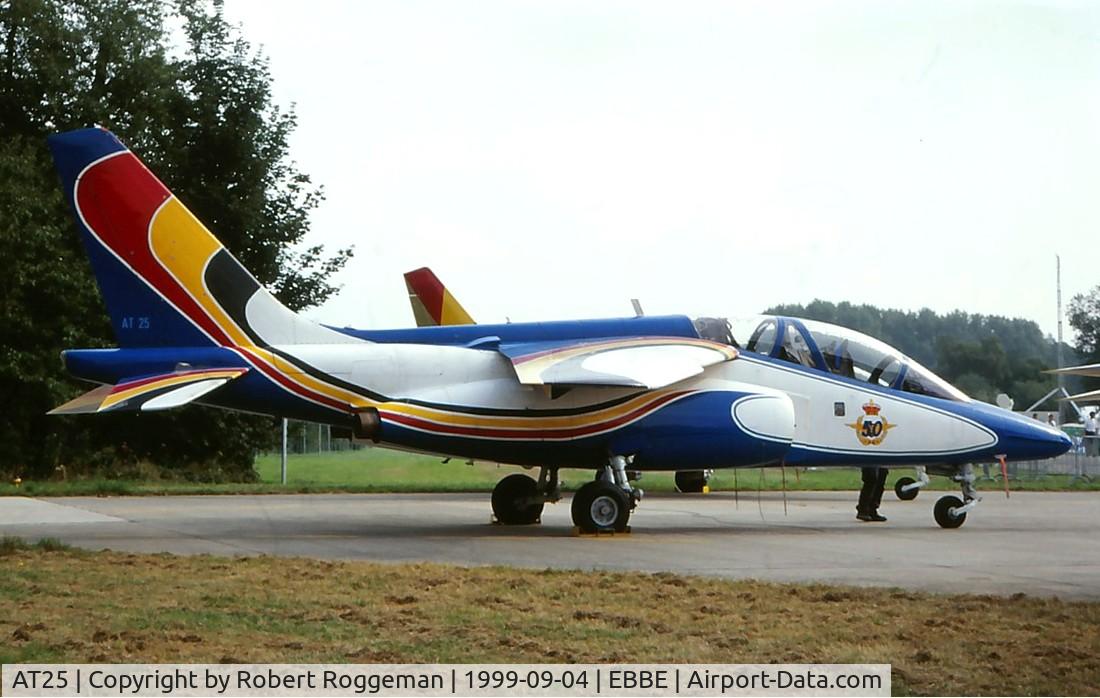 AT25, Dassault-Dornier Alpha Jet 1B C/N B25/1110, Demo.