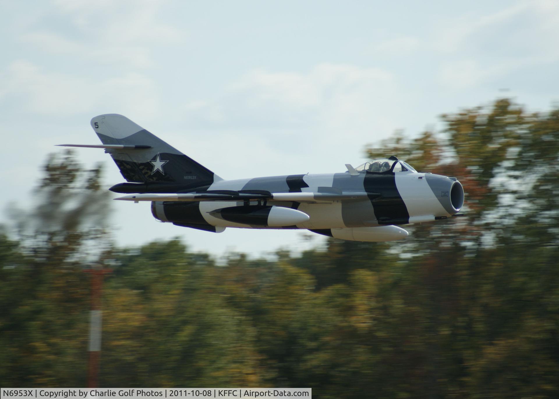 N6953X, PZL-Mielec Lim-6 (MiG-17) C/N 1J0511, N6953X at Falcon Field (KFFC), Peachtree City, Georgia, USA