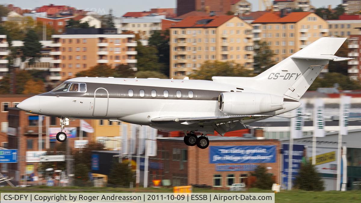 CS-DFY, 2003 Raytheon Hawker 800XP C/N 258663, Arriving from Mallorca