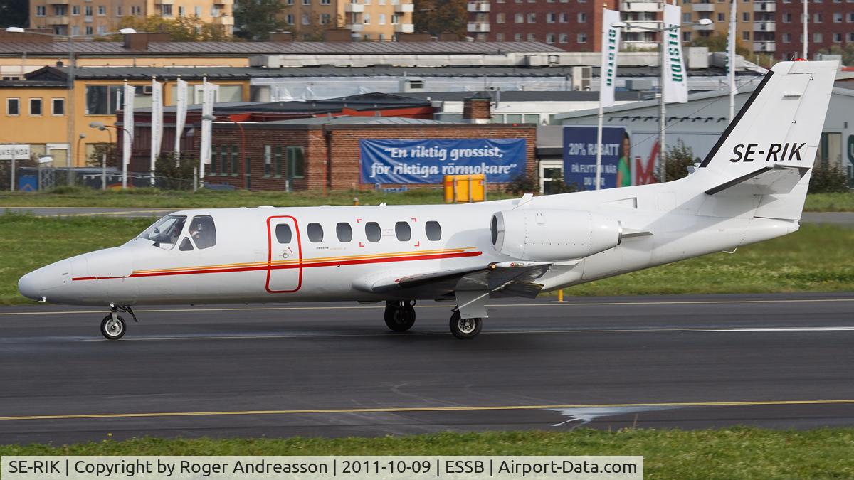 SE-RIK, 1980 Cessna 550 Citation II C/N 550-0378, Only left side has stripes