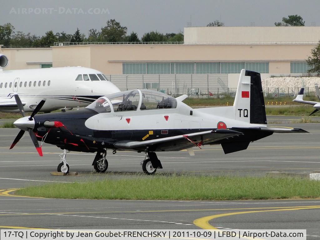 17-TQ, 2011 Raytheon T-6C Texan II C/N PM-17, en cours de livraison