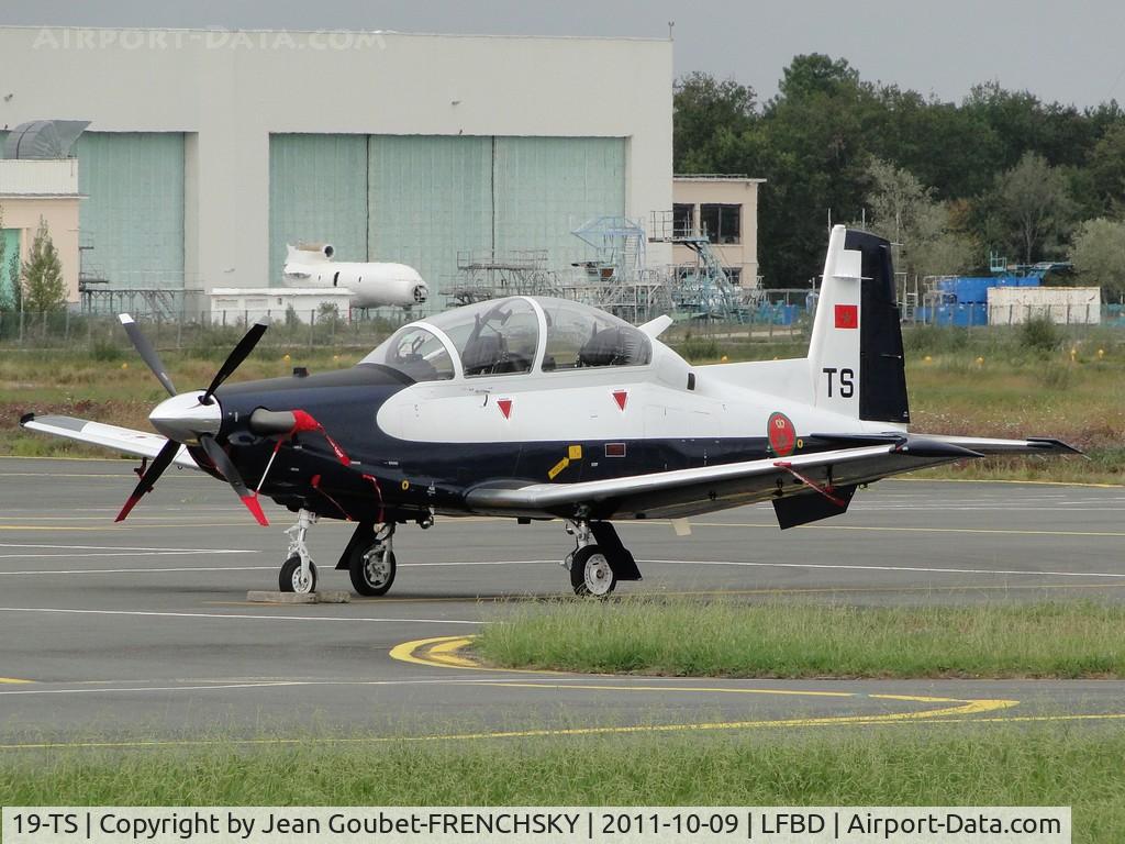19-TS, 2011 Raytheon T-6C Texan II C/N PM-19, en cours de livraison