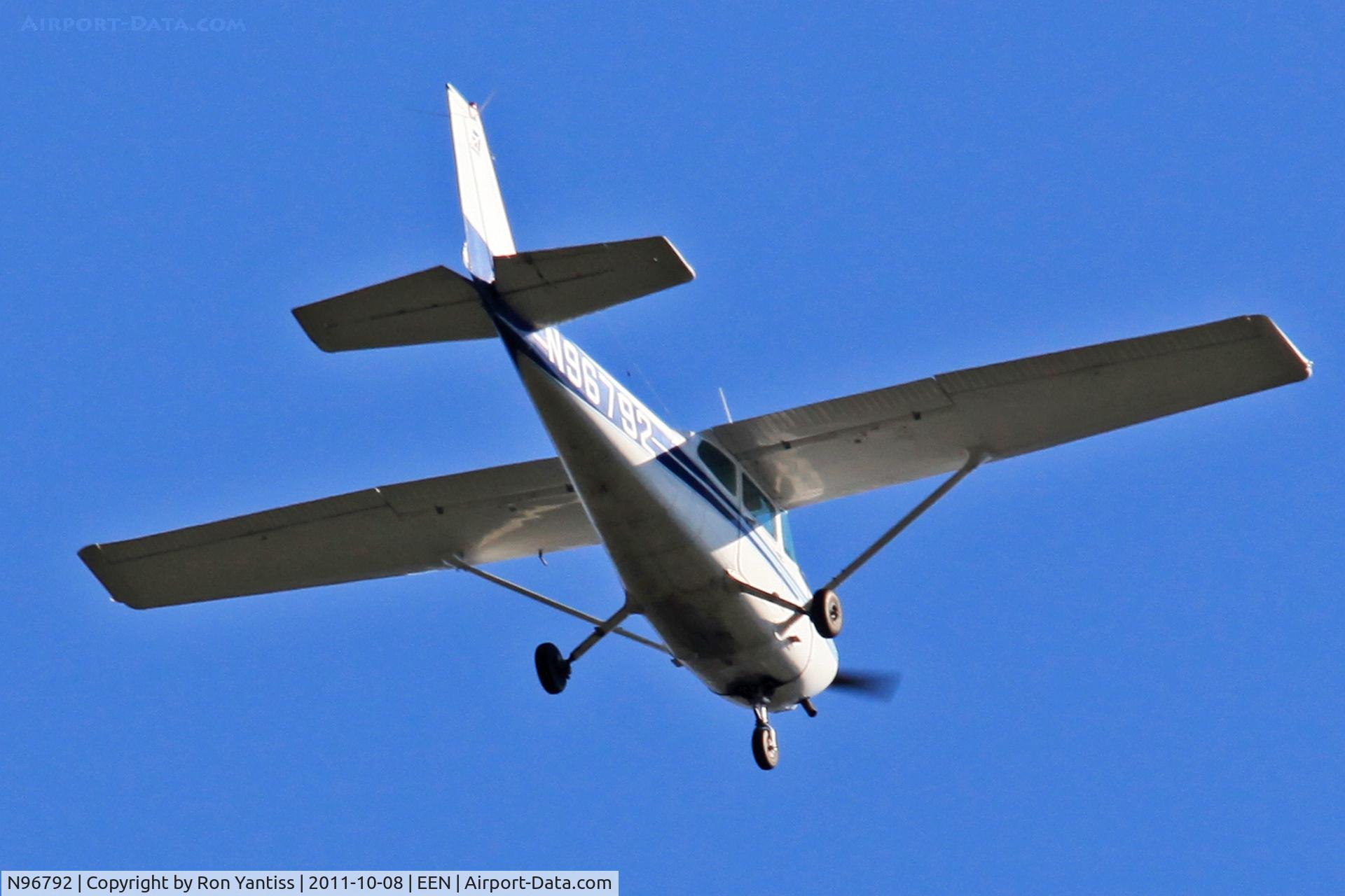 N96792, 1984 Cessna 172P C/N 17276115, Left downwind turning base final runway 02, Dillant-Hopkins Airport, Keene, NH