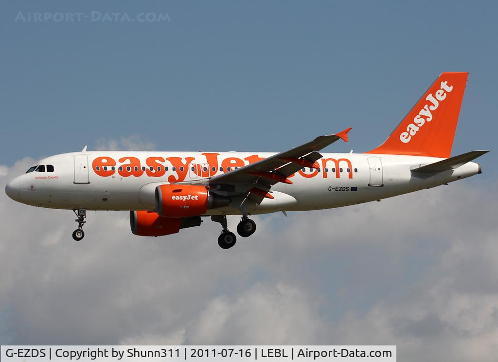 G-EZDS, 2008 Airbus A319-111 C/N 3702, Landing rwy 25R