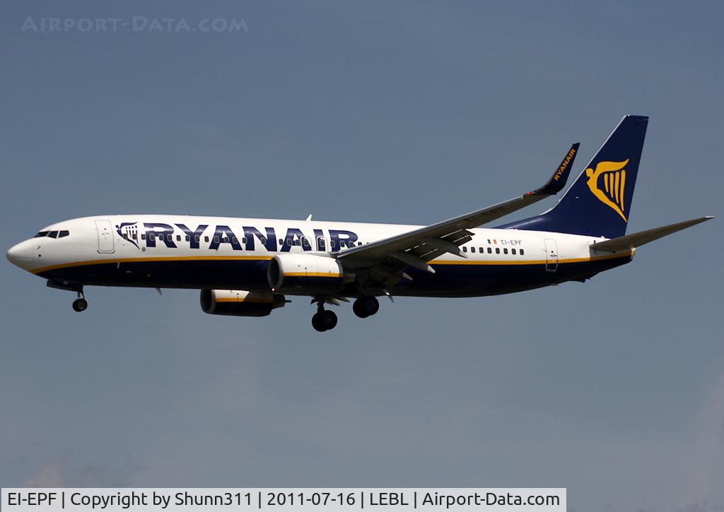 EI-EPF, 2011 Boeing 737-8AS C/N 40309, Landing rwy 25R