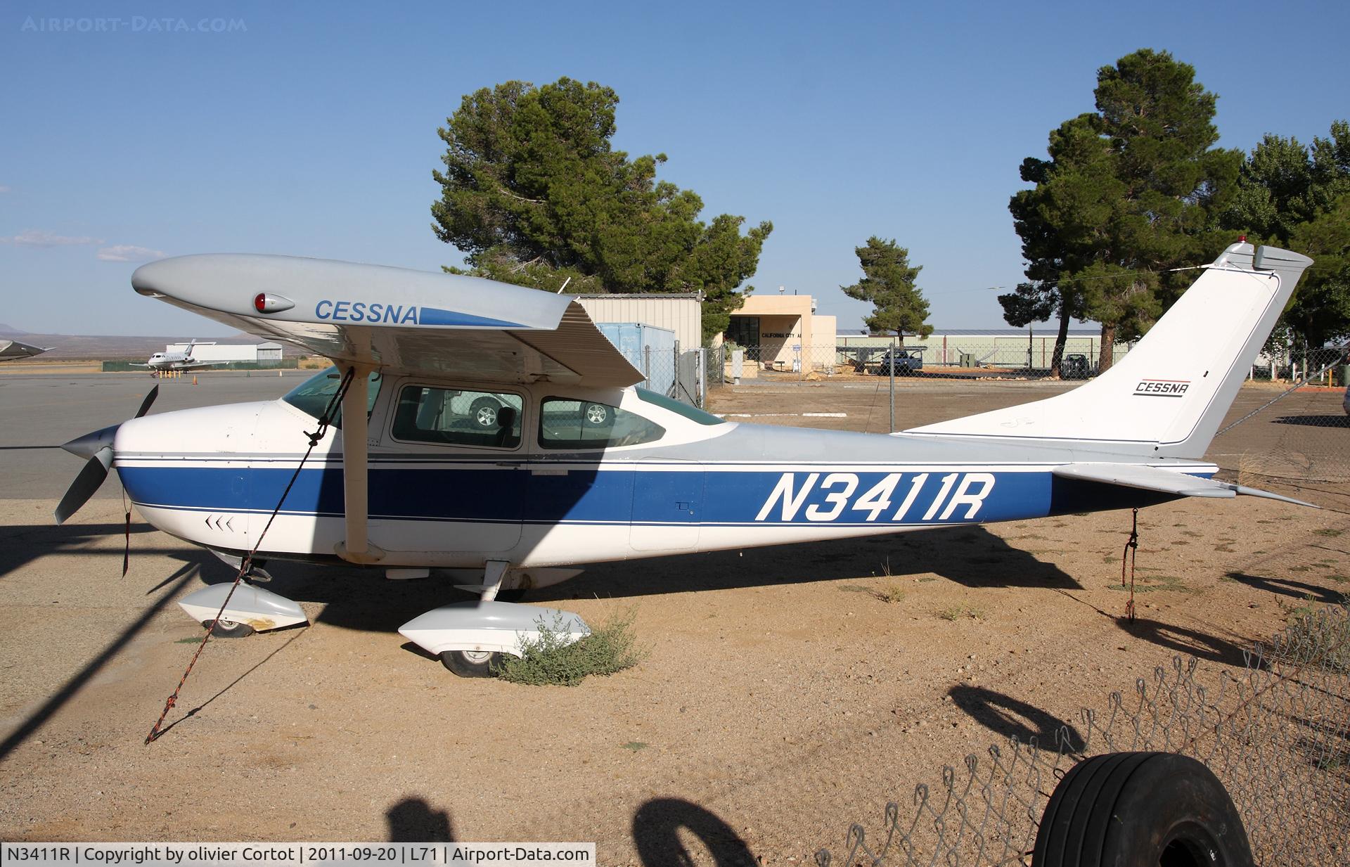N3411R, 1967 Cessna 182L Skylane C/N 18258711, California city in the evening