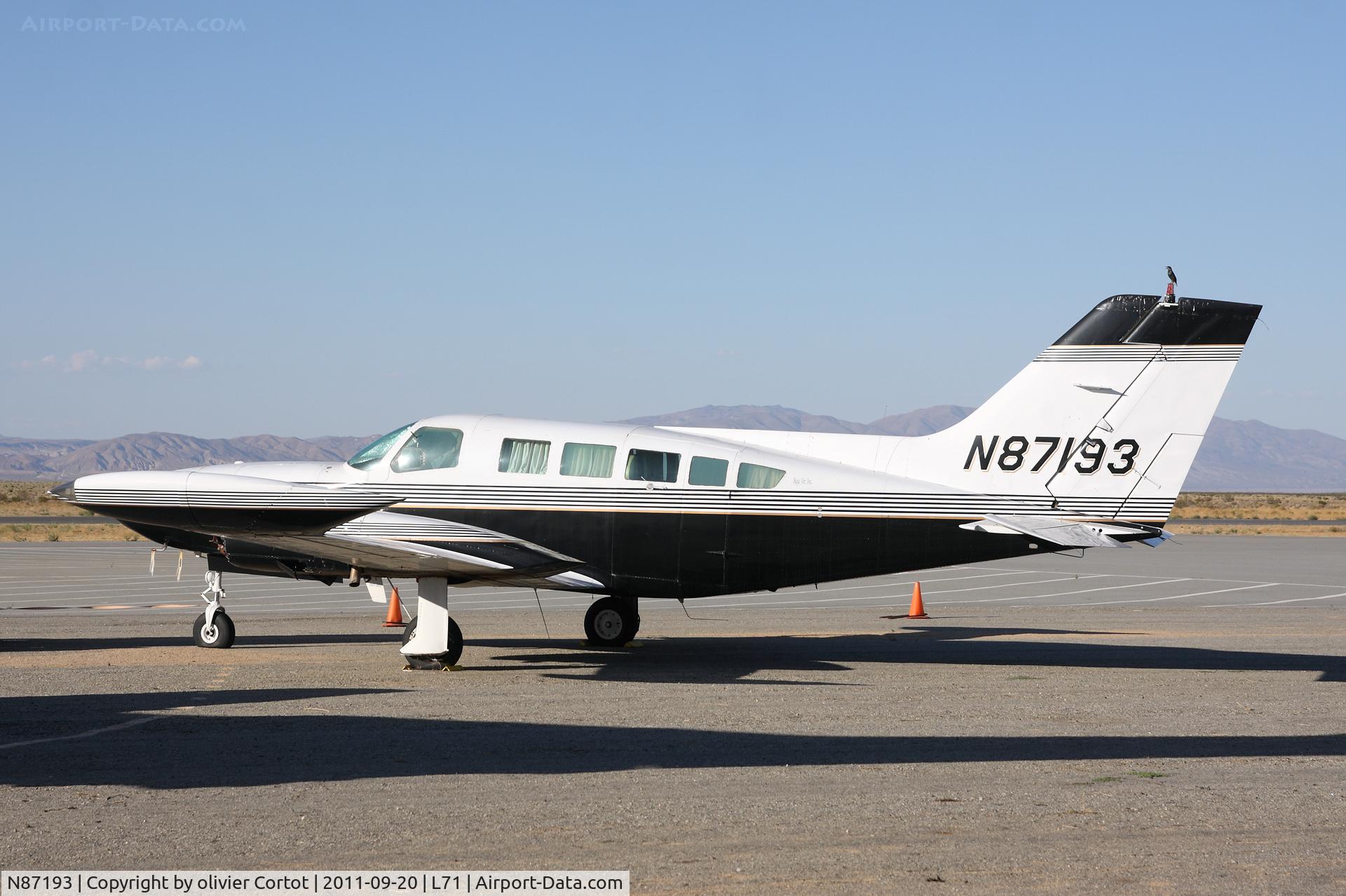 N87193, 1975 Cessna 402B C/N 402B1019, California city