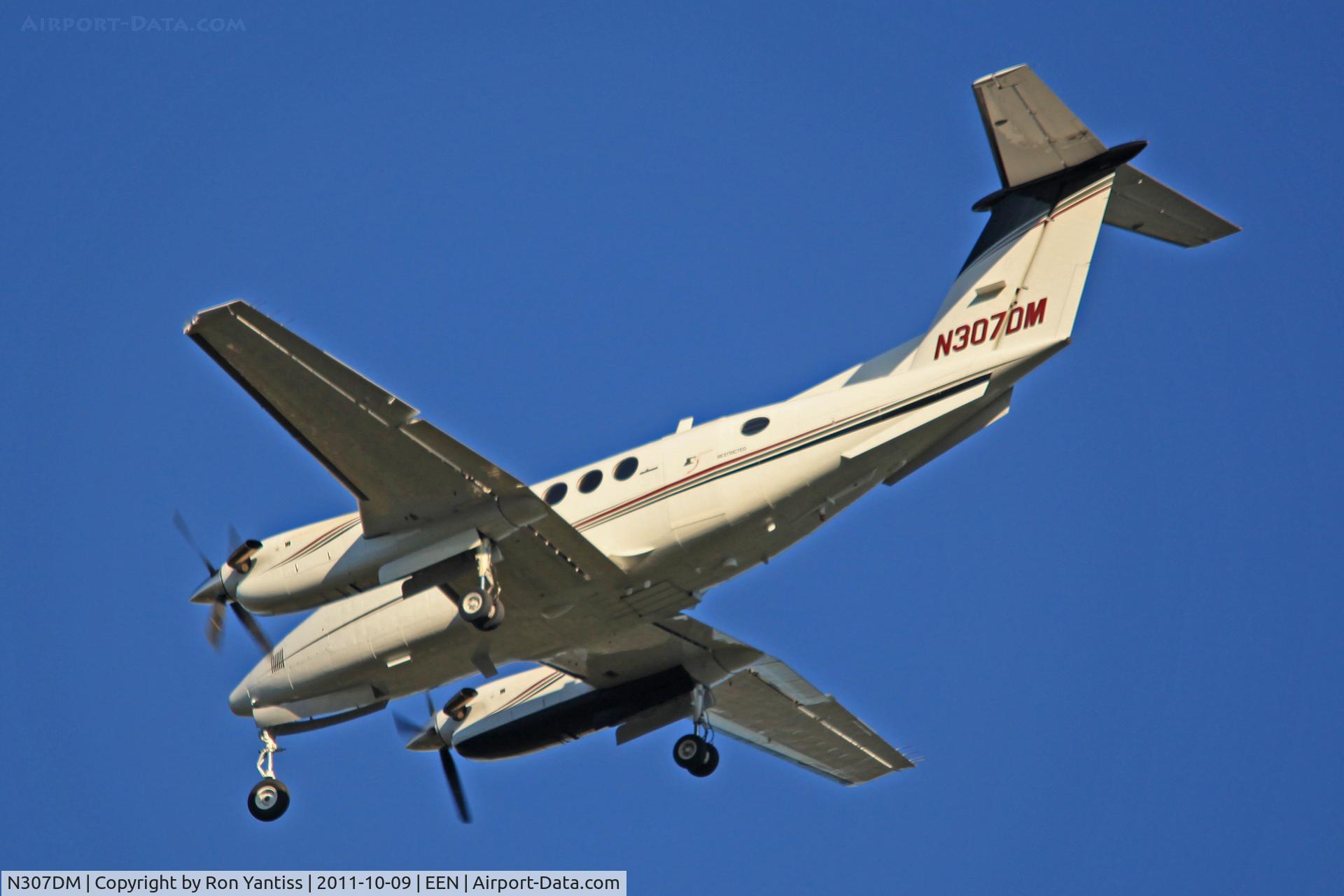 N307DM, 1978 Beech 200 Super King Air C/N BB-332, King Air on short final runway 02, Dillant-Hopkins Airport, Keene, NH