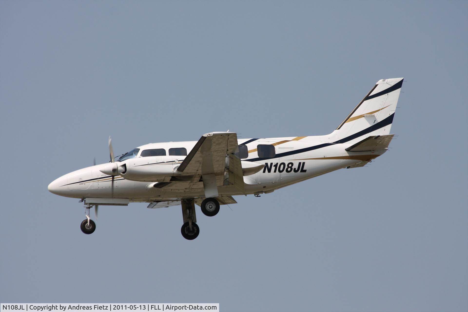 N108JL, 1974 Beech A100 King Air C/N B-204, Landing at FLL