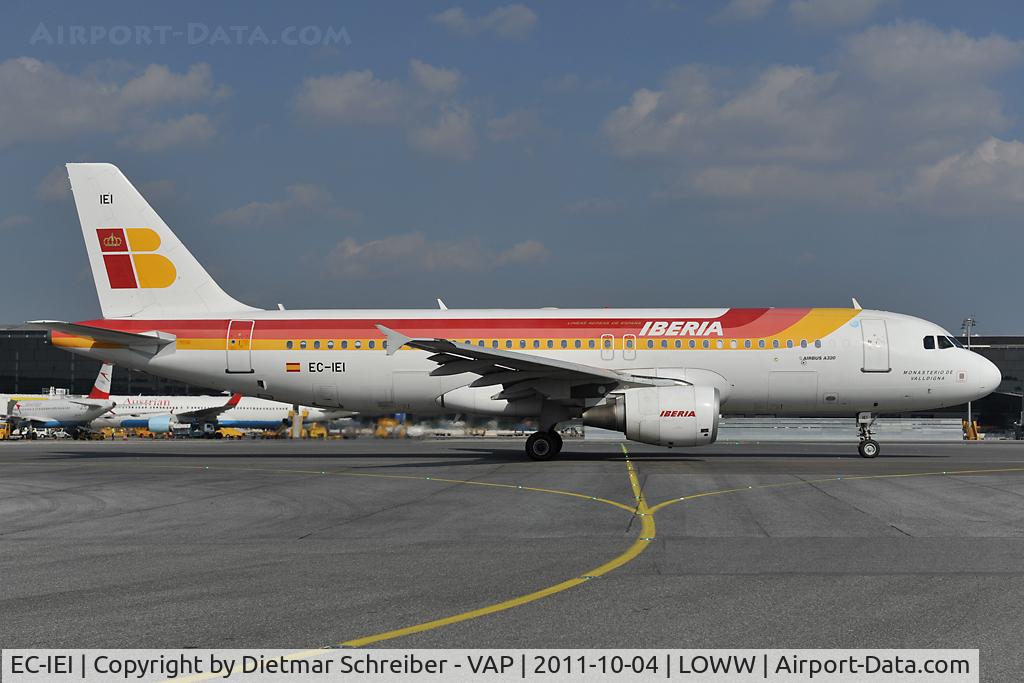 EC-IEI, 2001 Airbus A320-214 C/N 1694, Iberia Airbus 320