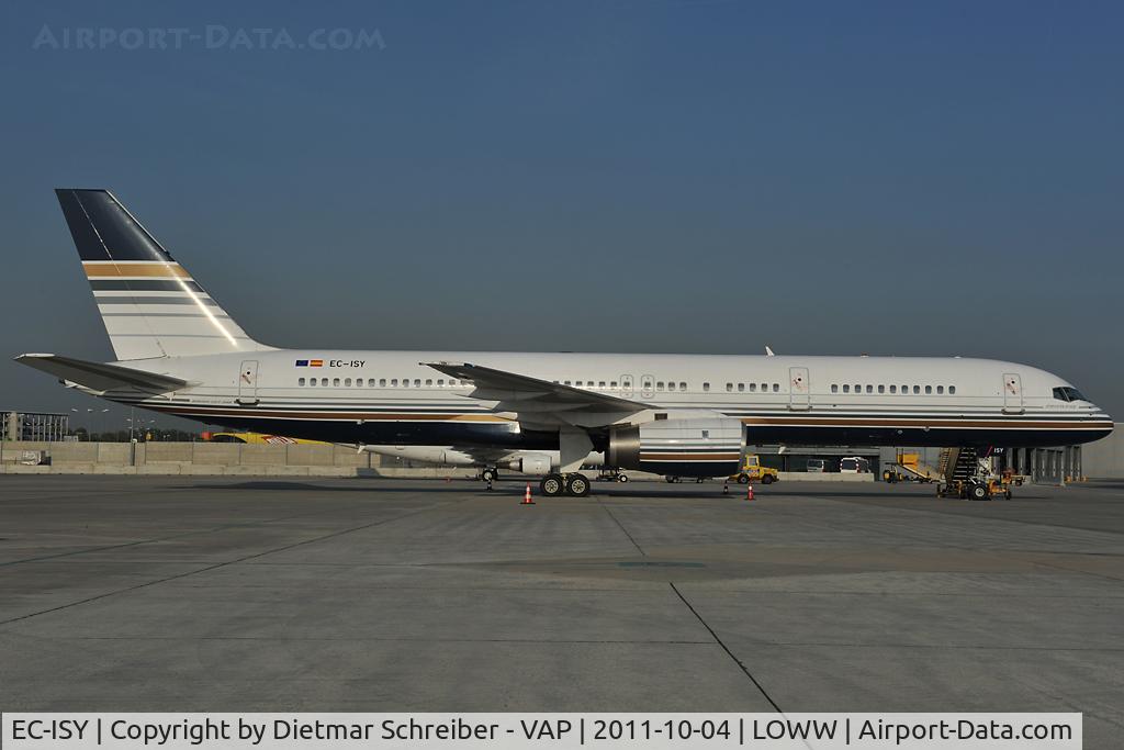EC-ISY, 1993 Boeing 757-256 C/N 26241, Priviledge Style Boeing 757-200