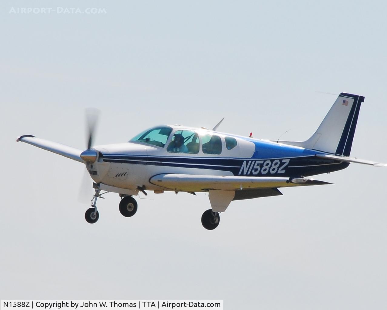 N1588Z, 1961 Beech 35-B33 Debonair C/N CD-436, TTA Open House - Oct. 8, 2011
