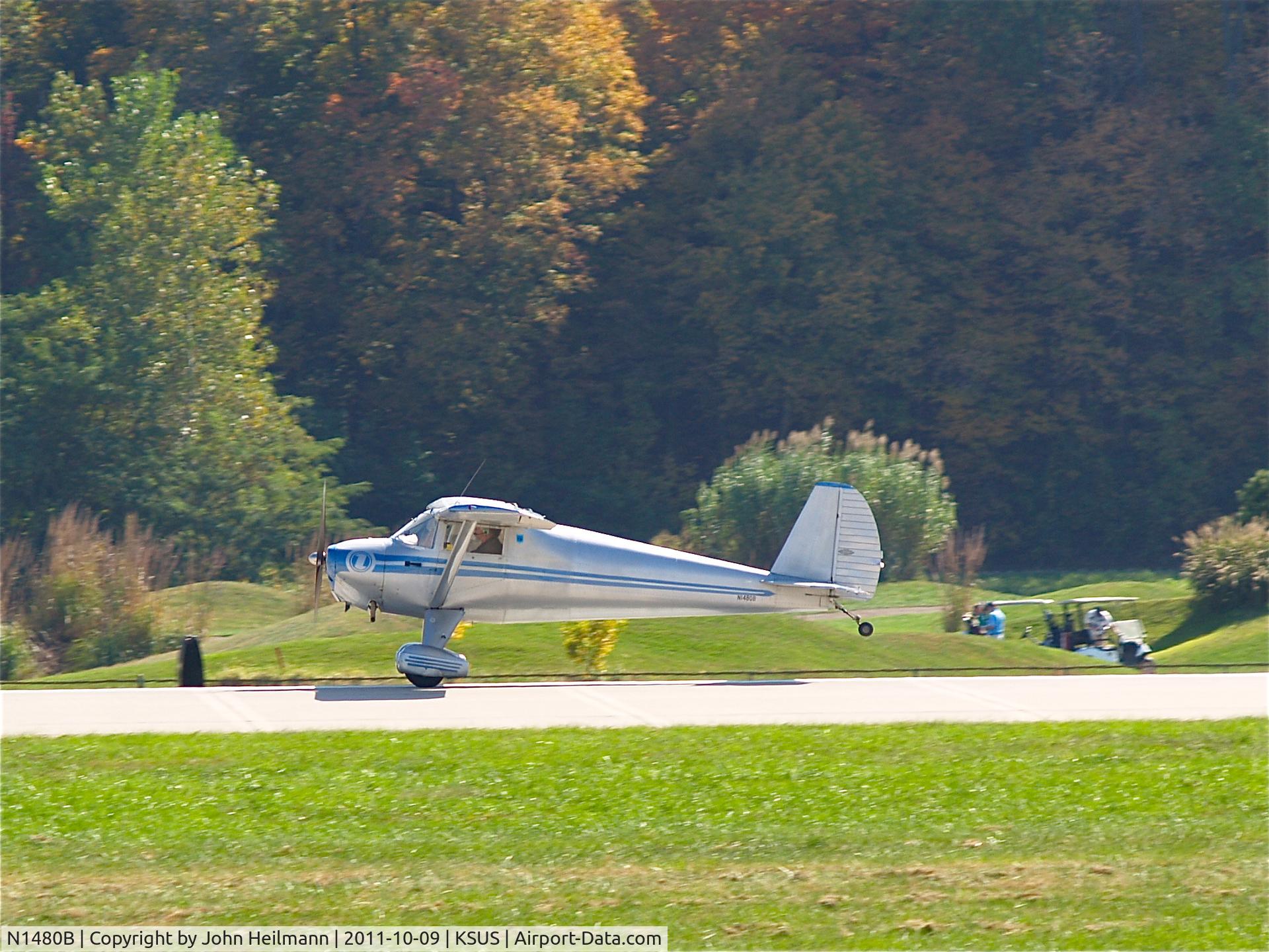 N1480B, 1948 Luscombe 8F Silvaire C/N 6107, Accelerating for takeoff past the golfers on runway 8R (KSUS)