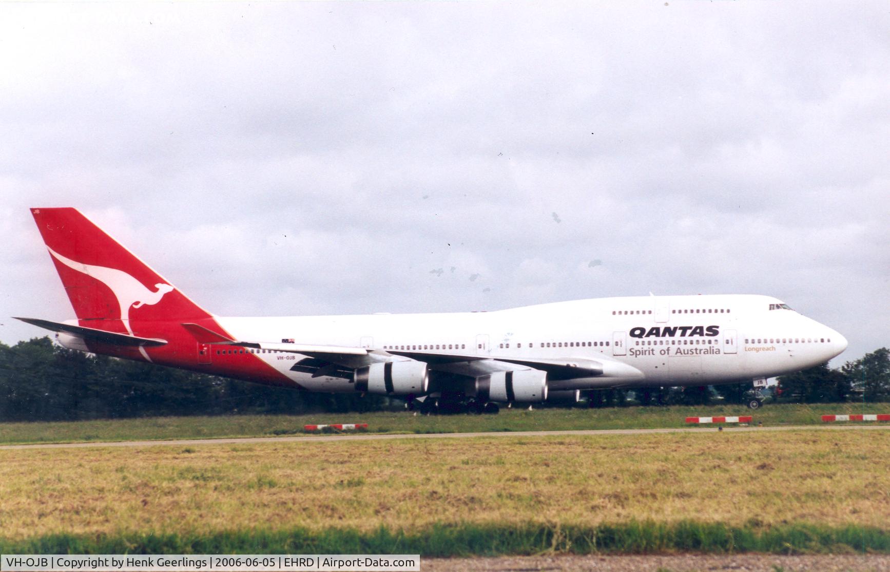 VH-OJB, 1989 Boeing 747-438 C/N 24373, Qantas ; 
Charter flt into Rotterdam to  pickup of the Australian soccer team who played a test match in Rotterdam on the occasion of the World Cup Soccer in France.
Flt departed to Suttgard