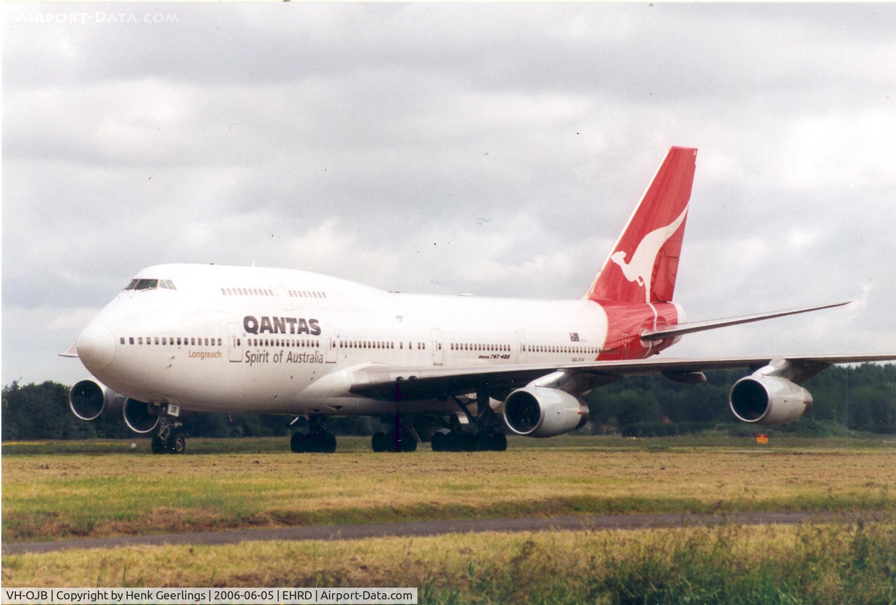 VH-OJB, 1989 Boeing 747-438 C/N 24373, Qantas ; 
Charter flt into Rotterdam to  pickup of the Australian soccer team who played a test match in Rotterdam on the occasion of the World Cup Soccer in France.
Flt departed to Suttgard