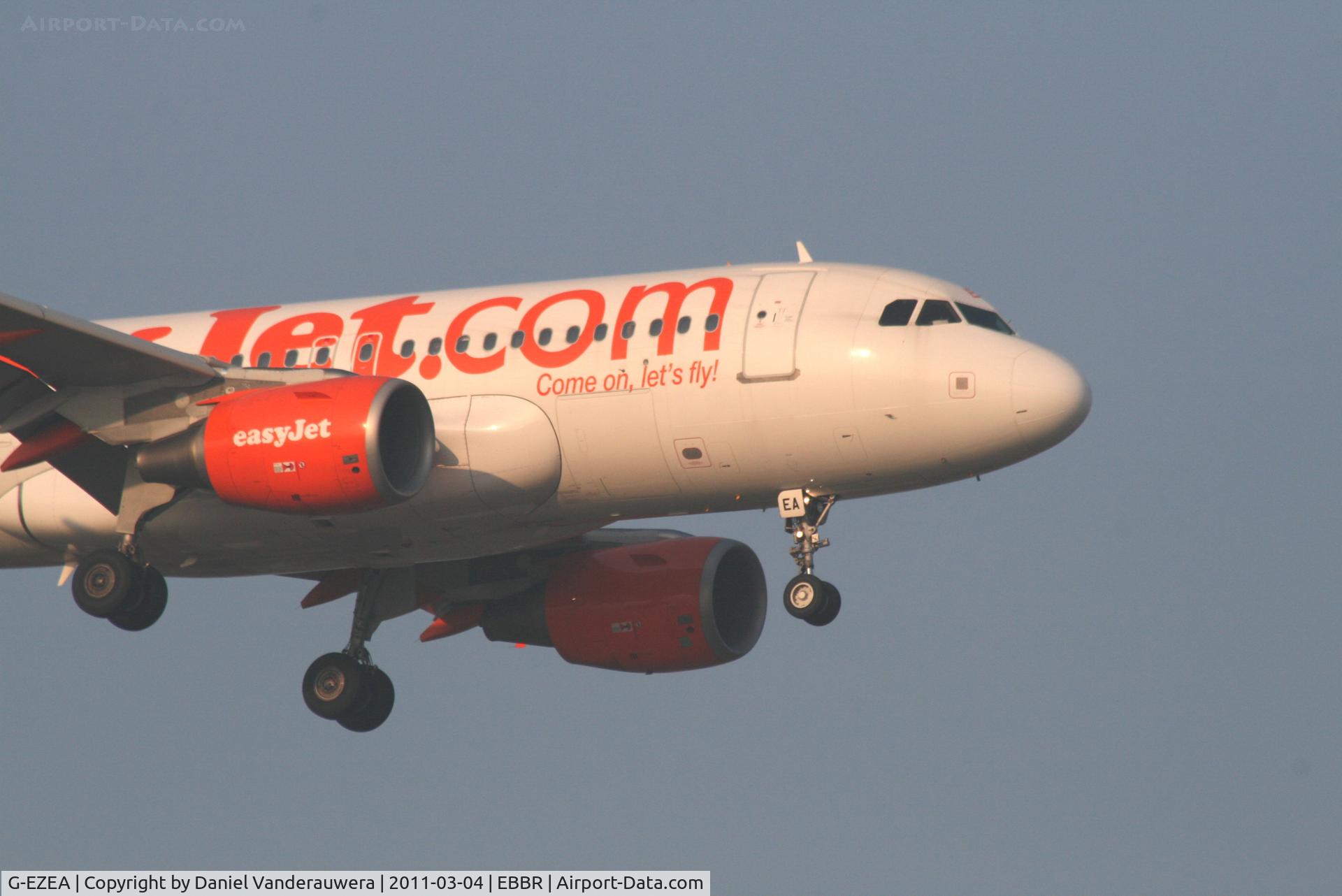 G-EZEA, 2003 Airbus A319-111 C/N 2119, Early arrival of flight EZY2195 to RWY 02