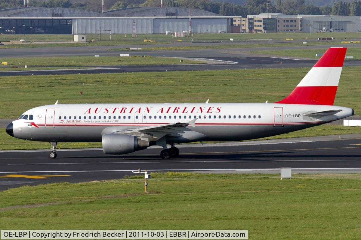 OE-LBP, 1998 Airbus A320-214 C/N 797, decelerating after touchdown